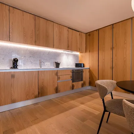 아파트 Palacio Ficalho Townhouse 3 By Lovelystay