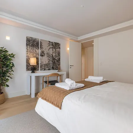 Апартаменти Palacio Ficalho Townhouse 3 By Lovelystay